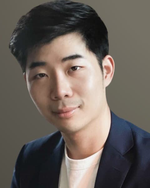 Portrait of Dr. Zeth Nimmanterdwong